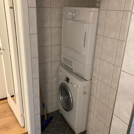 Kjellerleilighet - Naert Haukeland Sykehus. Appartement Bergen